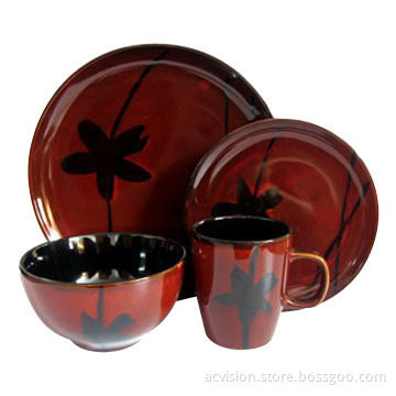 Ceramic dinnerware, casual
